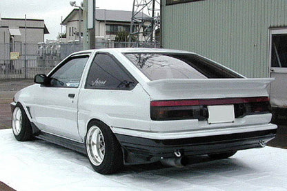 J. Blood Rear Wide Fender (FRP) for Toyota Trueno (AE86) 1986-1987
