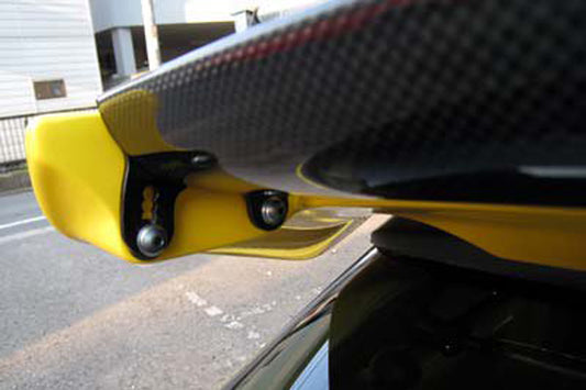 Seeker 2-Piece Rear Wing (CF/FRP) for Civic Hatch (EK3/EK4/EK9) 1996-2000