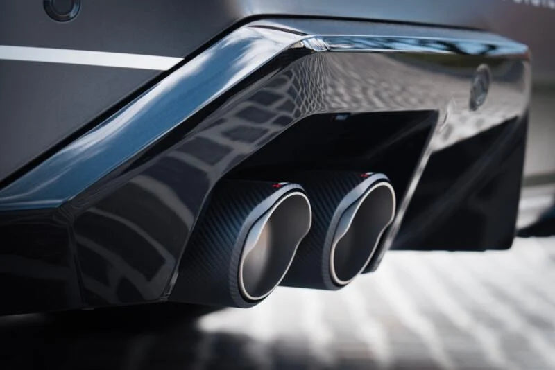 Akrapovic 2024+ BMW M5 (G90,G99) Round Carbon Fiber Tail Pipe Set